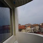 بيت ضيافة Markovi